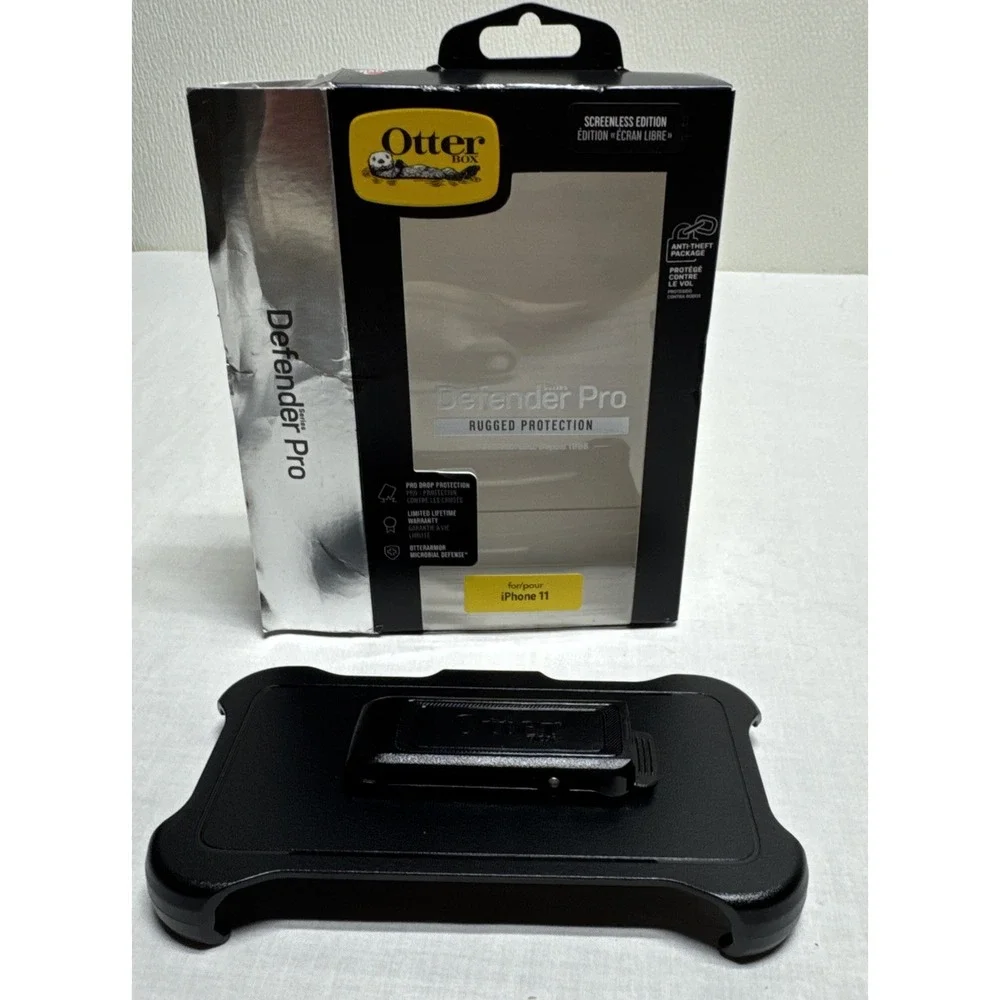 New OTTER BOX Defender Pro Rugged Protection for IPhone 11  Open Box black